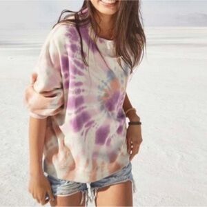 TIE-DYE